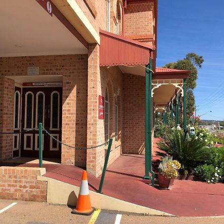 Heritage Motor Inn Goulburn Eksteriør bilde